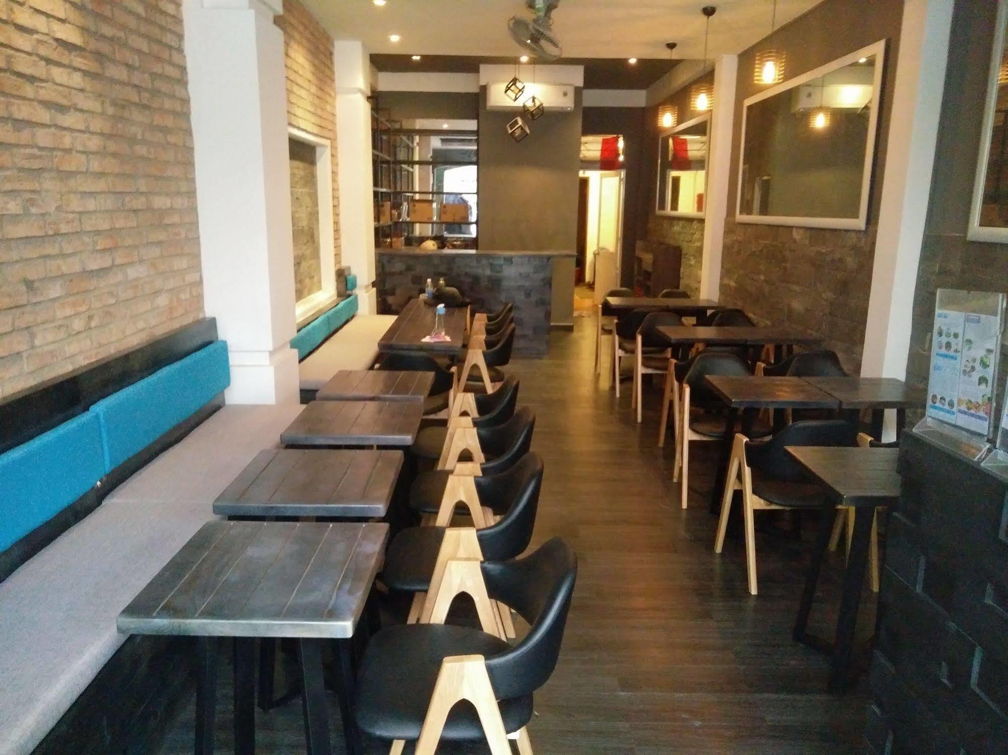 Saigon Inncrowd Ho Chi Minh City Exterior photo