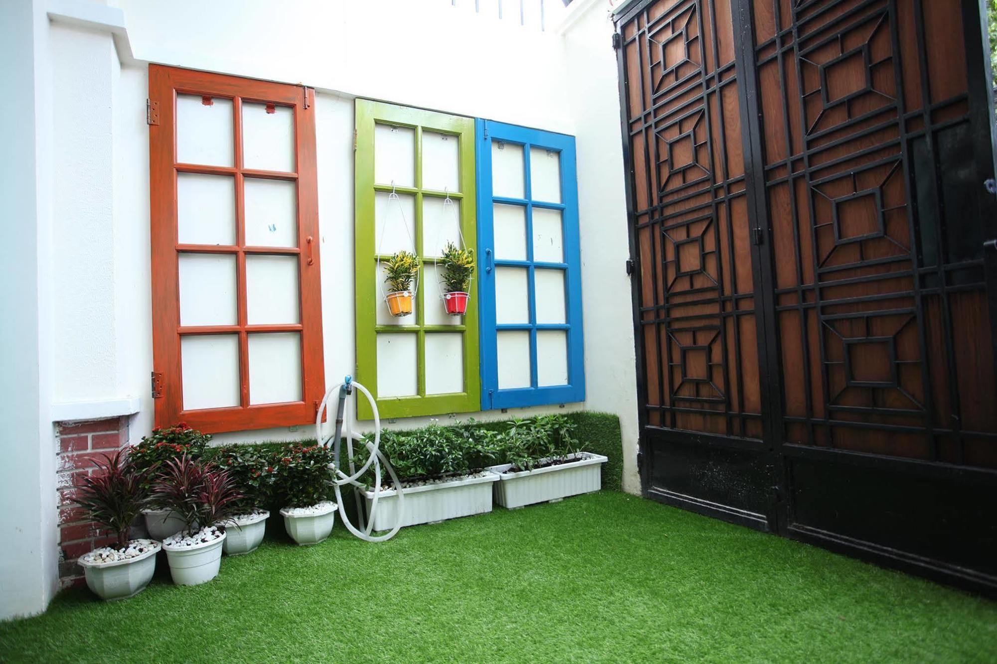 Saigon Inncrowd Ho Chi Minh City Exterior photo